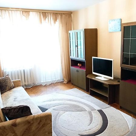 Уютная, Благоустроенная 2-Комнатная Квартира, Wifi Apartment Bobruisk Exterior photo