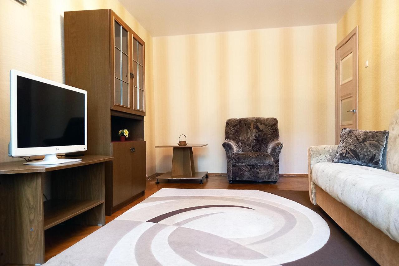 Уютная, Благоустроенная 2-Комнатная Квартира, Wifi Apartment Bobruisk Exterior photo