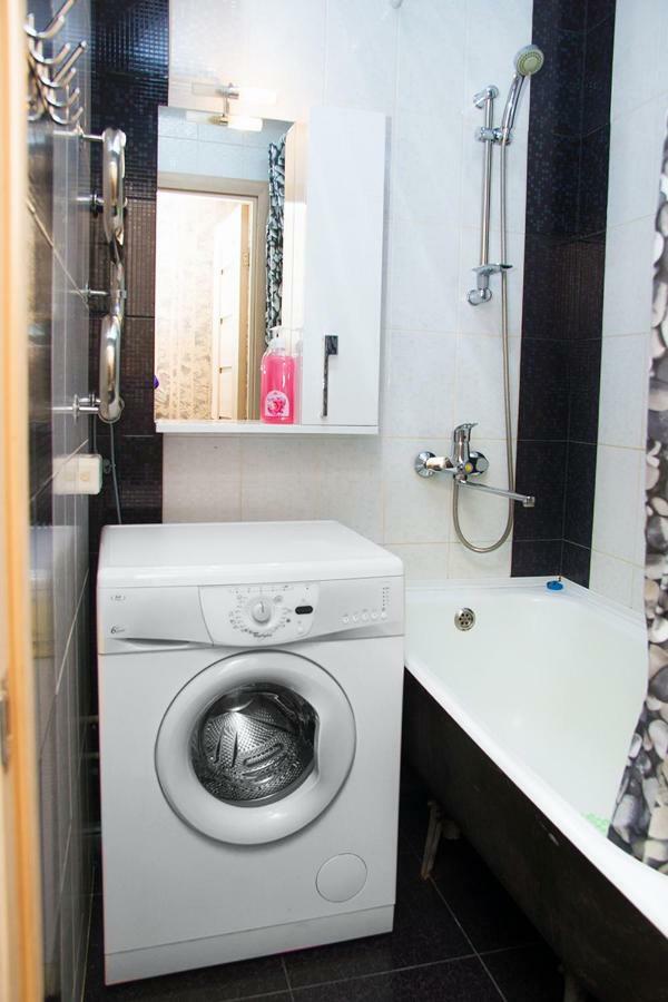 Уютная, Благоустроенная 2-Комнатная Квартира, Wifi Apartment Bobruisk Exterior photo